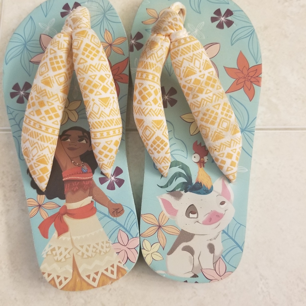 Disney Moana Size 11/12 Flip Flops